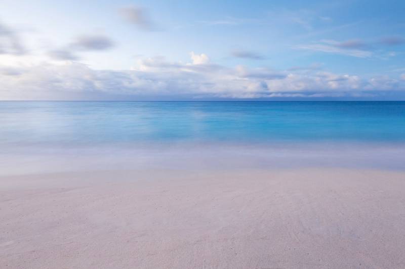 Playa en calma. Relajación.